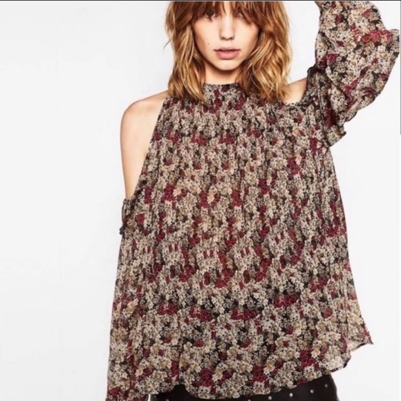 Zara Tops Zara Pleated Open Shoulder Floral Top Poshmark